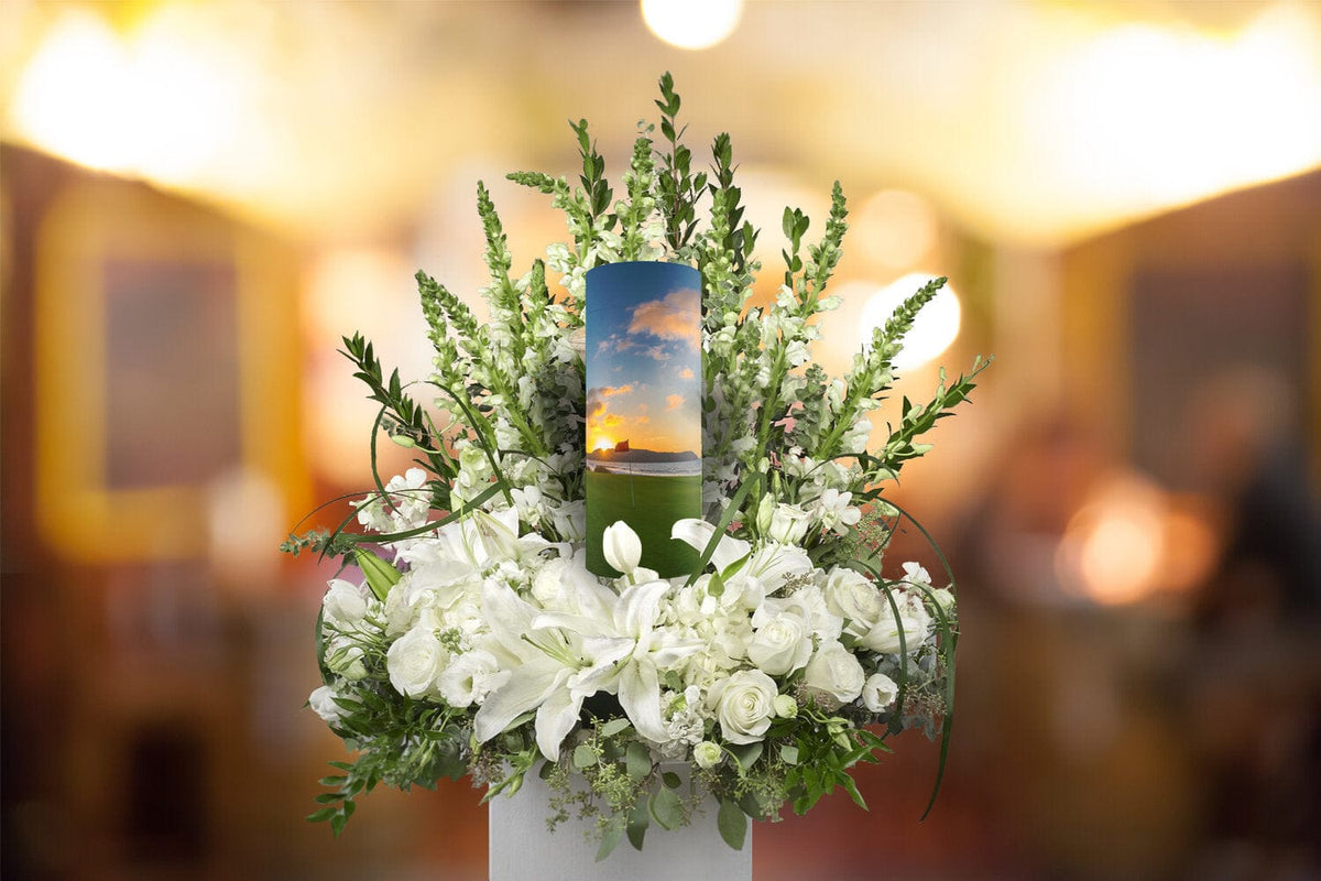 Commemorative Cremation Urns 19th Hole Golf Biodegradable & Eco Friendly Burial or Scattering Urn / Tube