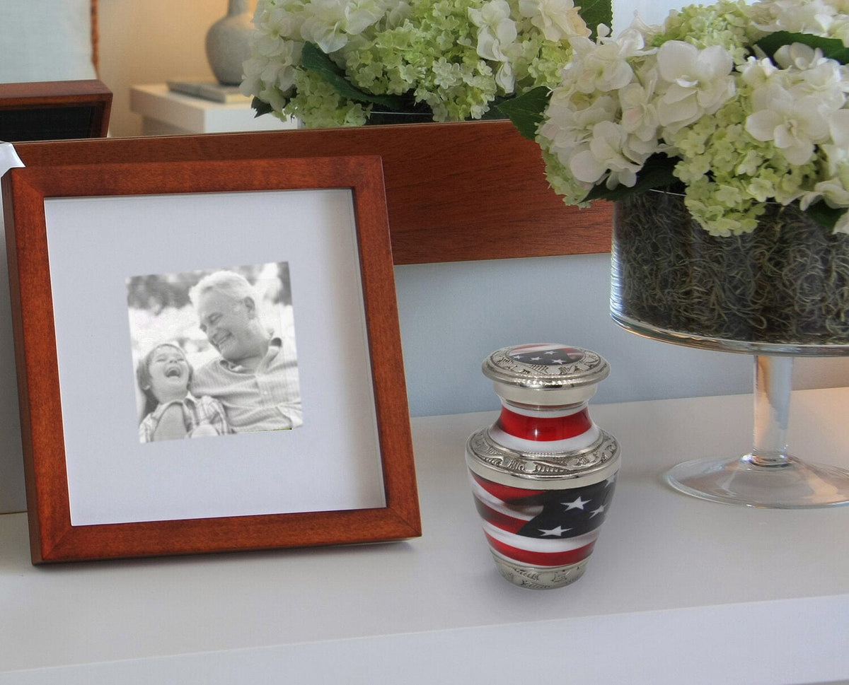 Commemorative Cremation Urns Home & Garden American Flag Cremation Urn
