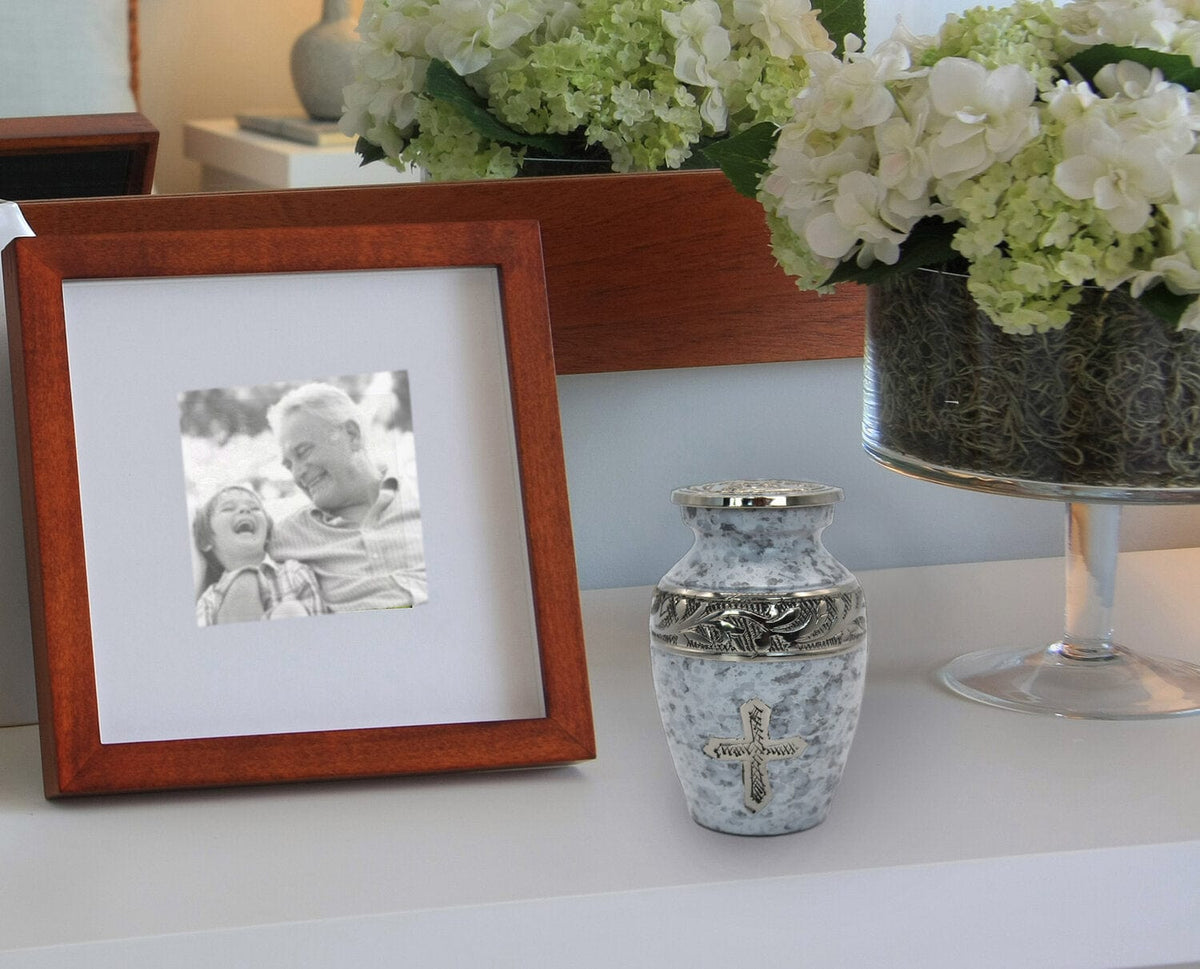 Commemorative Cremation Urns Home & Garden Love of Christ Speckled White Cremation Urn
